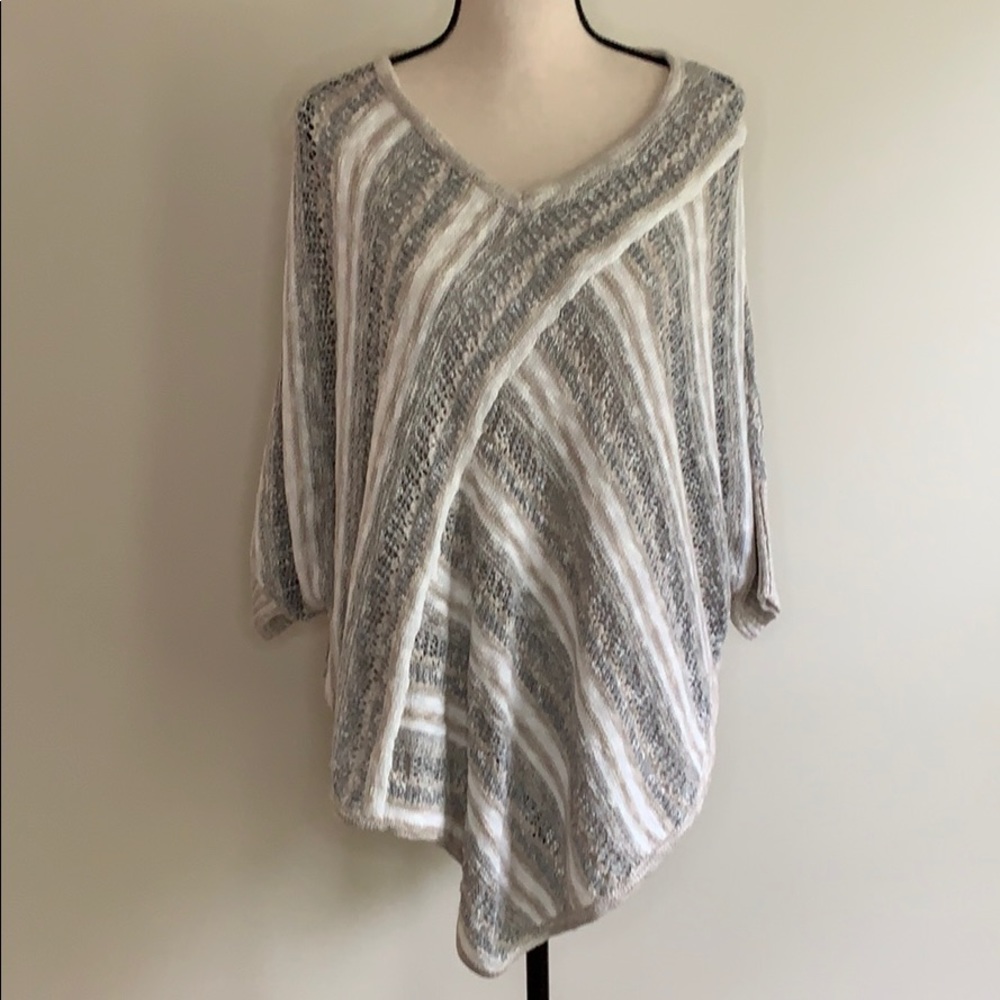 COPY - 💥BAT STYLE PONCHO- SWEATER